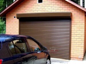 Роллета воротная(Рольворота) Alutech Trend ручная гаражная,въездная из пенного профиля PD/77 размер ш1750xв1750мм