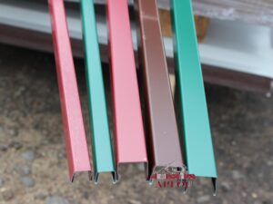 Планка П-профиль П40 каркаса панели жалюзи, цвет под заказ, цена за м.пог