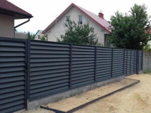 Забор жалюзи (цвет 7024/7024мат) цена на 2022 год за 1м2 (секция, без столбов)